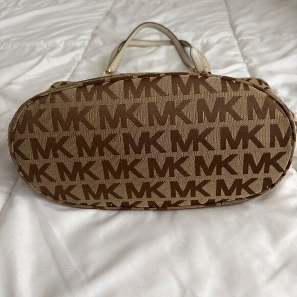 MICHAEL Michael Kors Brown Signature Jet Set Canvas Tote Shoulder Bag - Picture 4 of 10